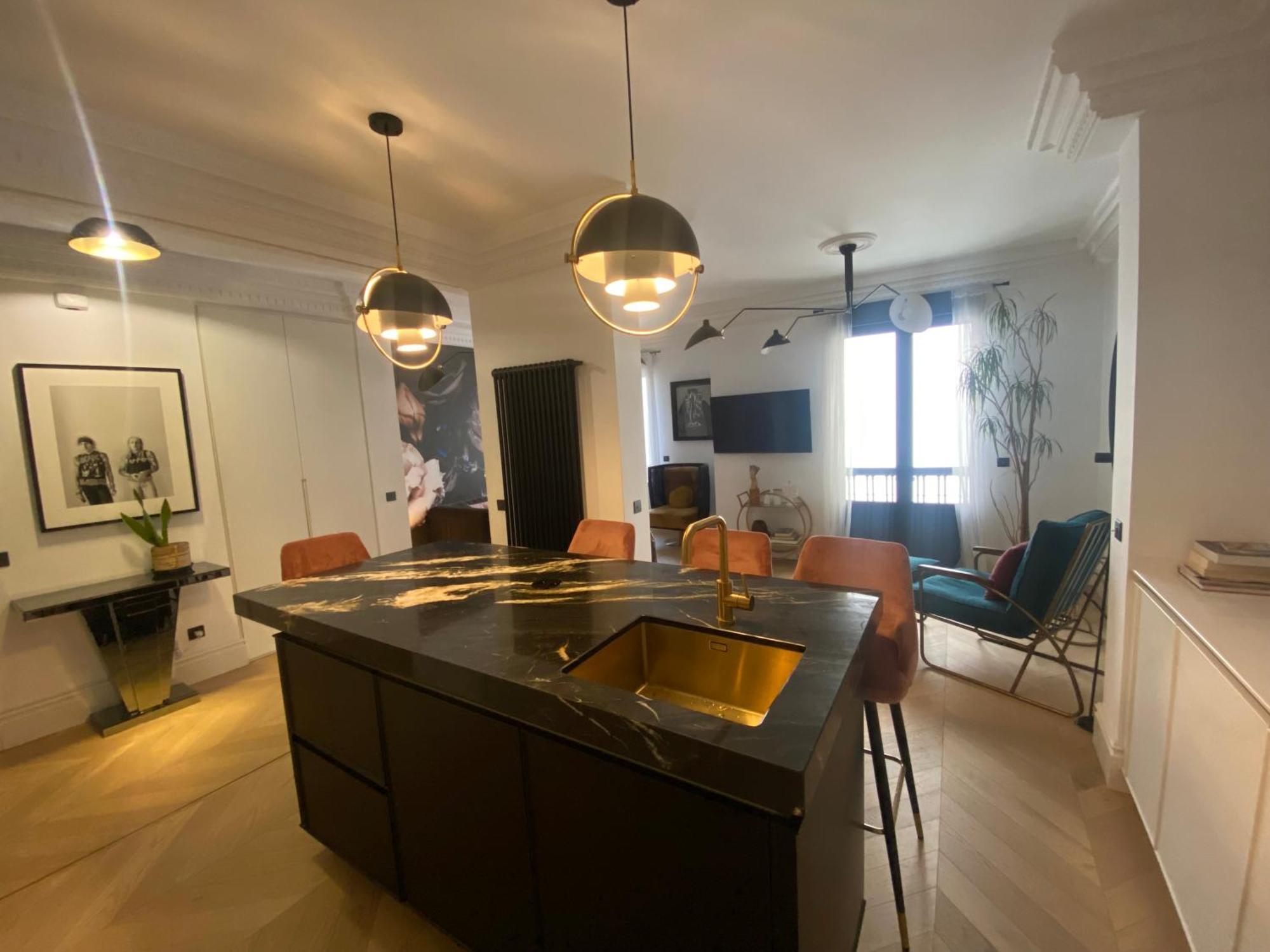 Luxury Apartment In Gran Via Madrid Exterior foto
