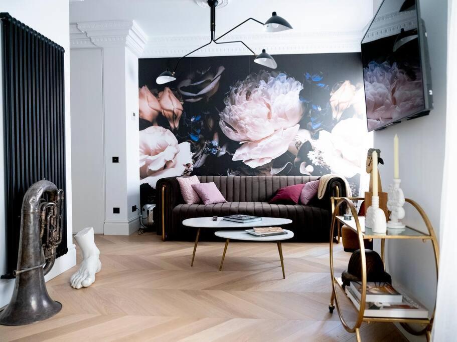 Luxury Apartment In Gran Via Madrid Exterior foto