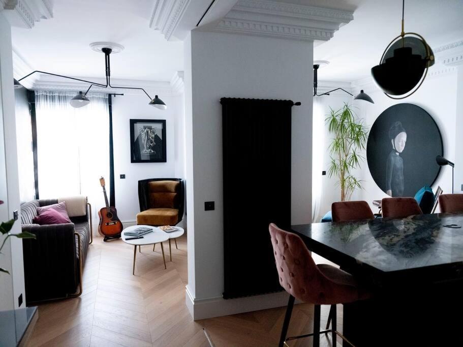 Luxury Apartment In Gran Via Madrid Exterior foto